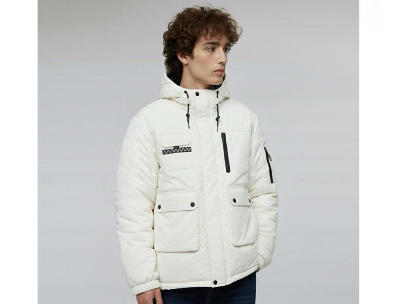 تحلیل کامل بازار لباس مردانه 2025 و تغییر رفتار خریداران با رشد خرید آنلاین