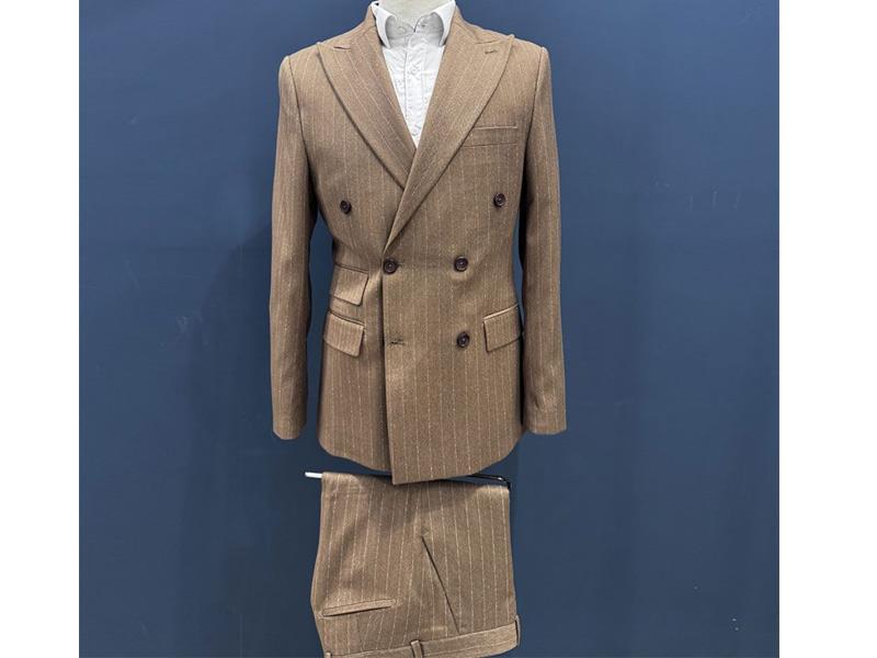 راهنمای جامع خرید کت و شلوار مردانه 2026: استایل، کیفیت و انتخاب هوشمندانه