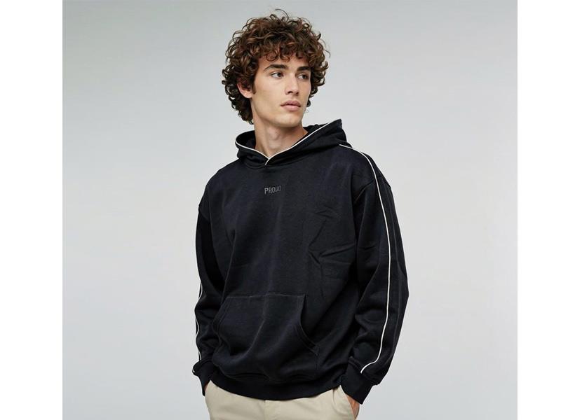 هودی مردانه 2026 | استایل خیابانی، راحتی و انتخاب هوشمندانه